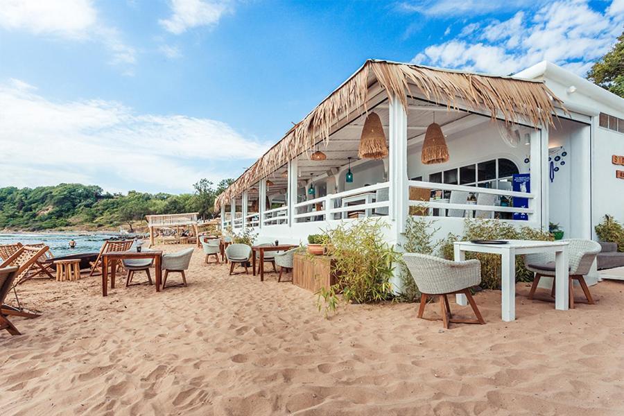 Хотел Андре Hotell Tsjernomorets Eksteriør bilde
